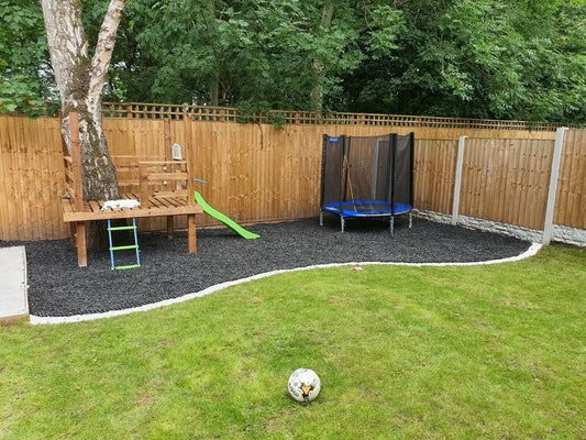 20mm Black Rubber Playground Chippings 300KG - Cici Mijares